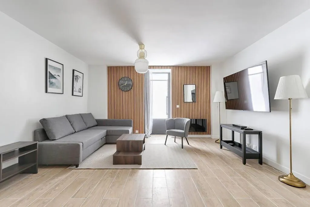 Charming Apartment Batignolles 6P Paris