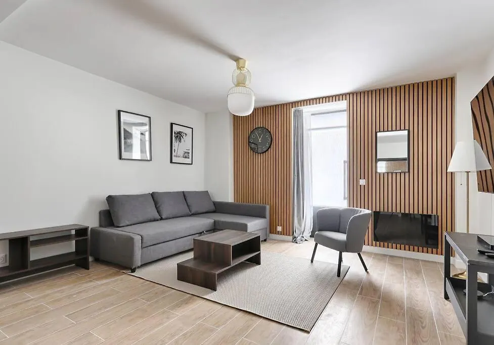 Charming Apartment Batignolles 6P Paris